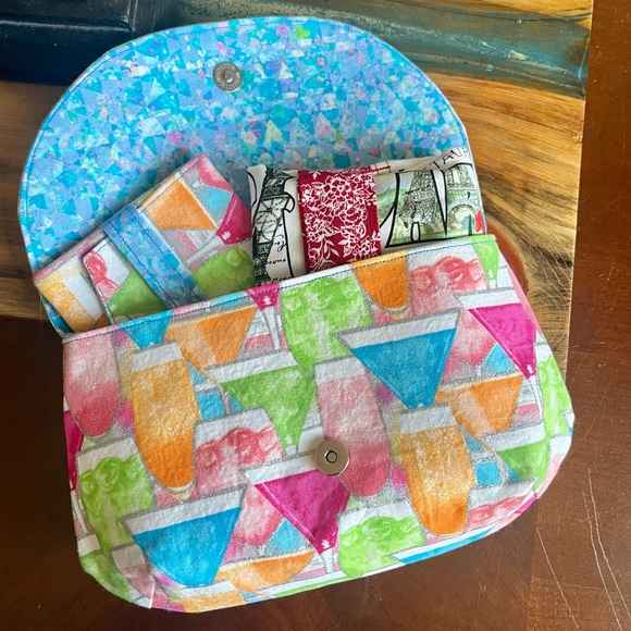 Bright Cocktails Print magnetic clasp Clutch Fabric Handmade Clutch - Picture 6 of 6